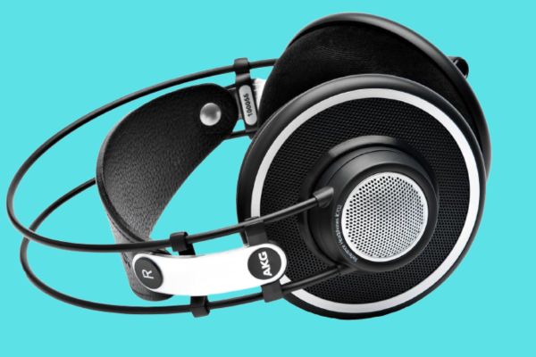 AKG K702 Headphone Materials and Build Quality