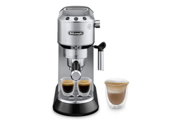 DeLonghi EC680M espresso machine Design and Material